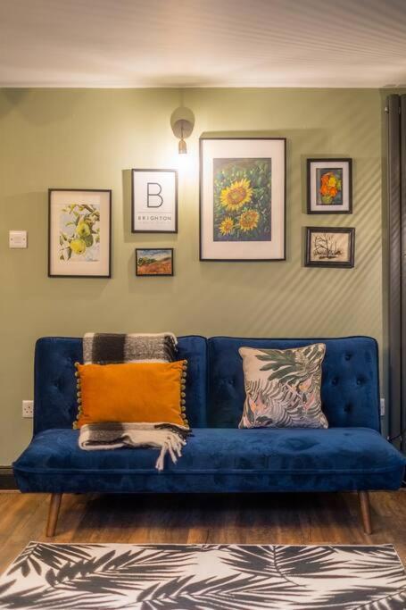 Modern 1-Bed Central Apartment With Outside Space Μπράιτον Εξωτερικό φωτογραφία